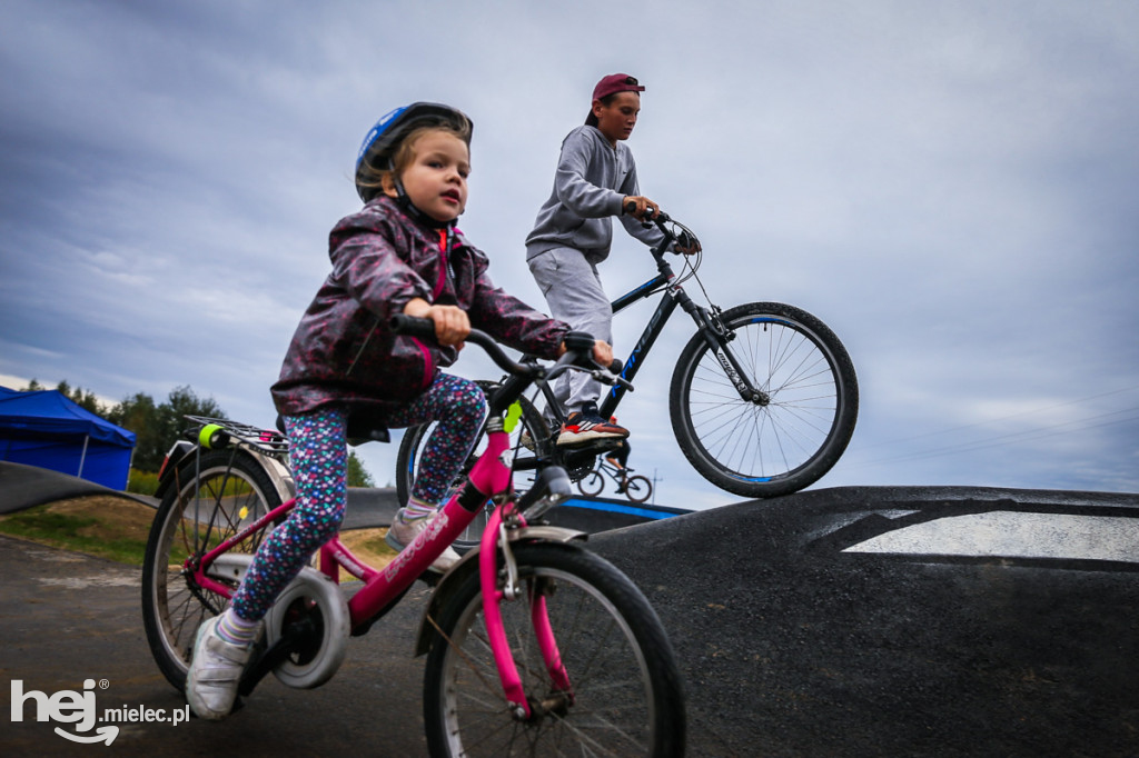 Otwarcie pumptracka w Przecławiu