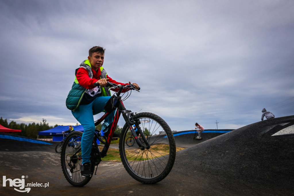 Otwarcie pumptracka w Przecławiu