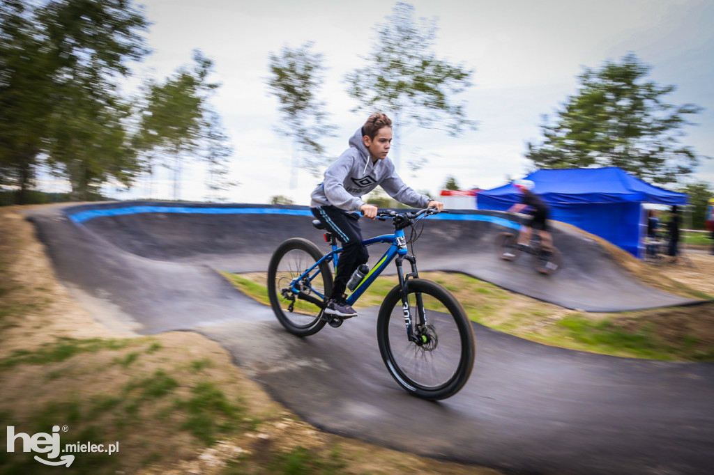 Otwarcie pumptracka w Przecławiu