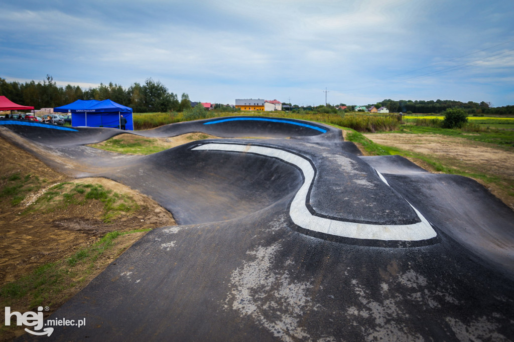 Otwarcie pumptracka w Przecławiu
