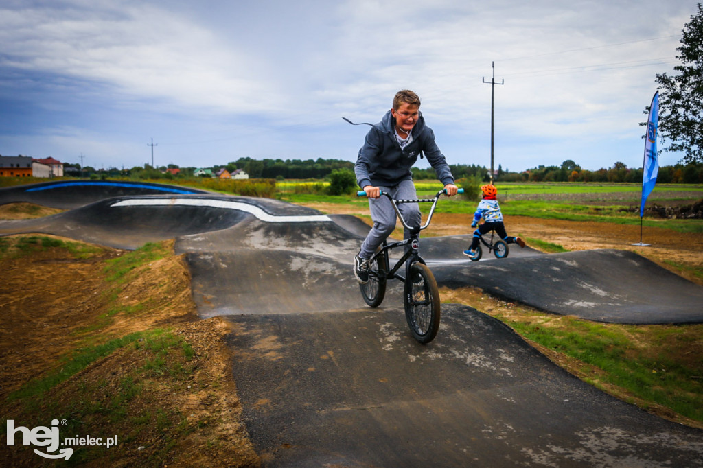 Otwarcie pumptracka w Przecławiu