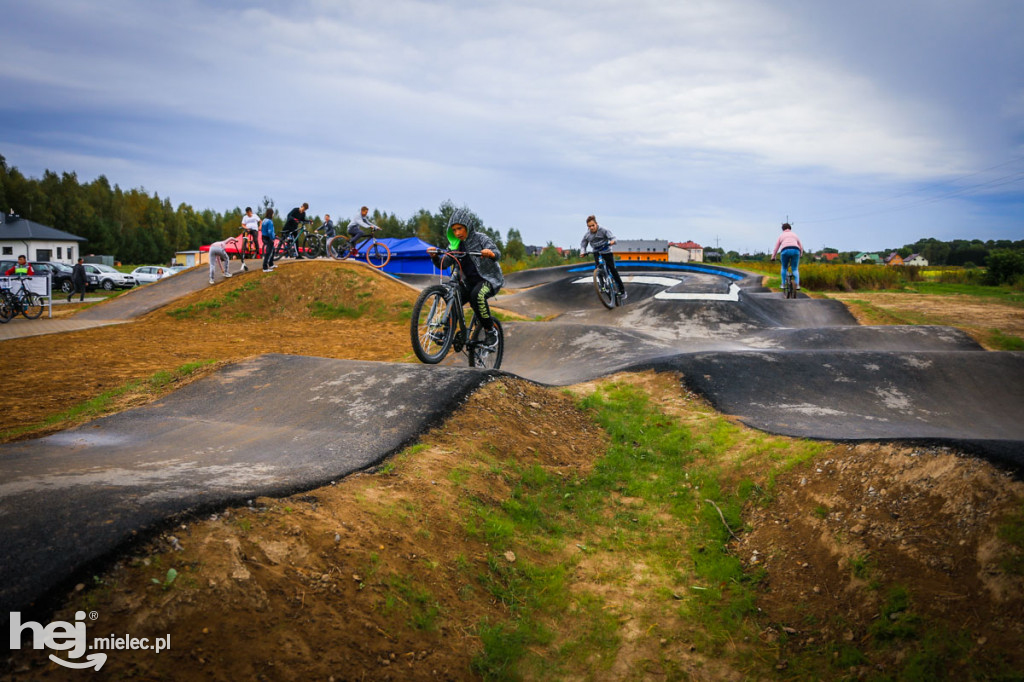 Otwarcie pumptracka w Przecławiu