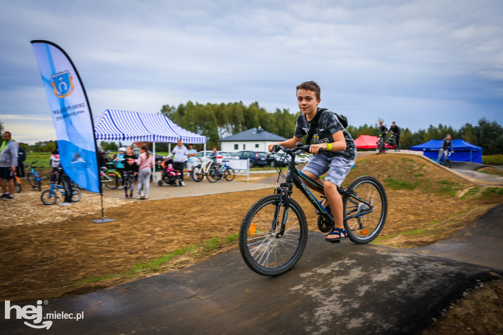 Otwarcie pumptracka w Przecławiu