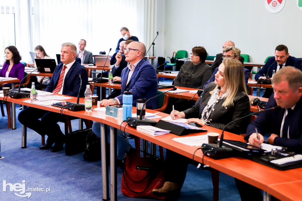Sesja Rady Miejskiej z udziałem szefa mieleckiego Sanepidu