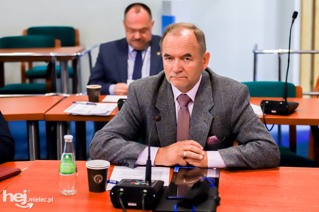Sesja Rady Miejskiej z udziałem szefa mieleckiego Sanepidu