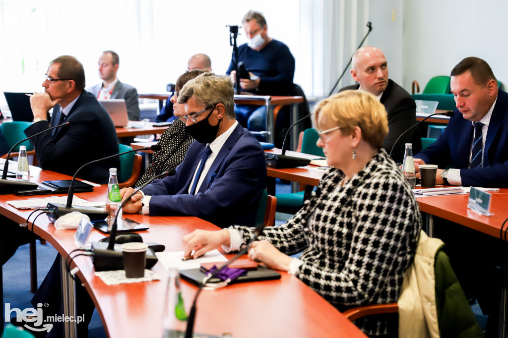 Sesja Rady Miejskiej z udziałem szefa mieleckiego Sanepidu