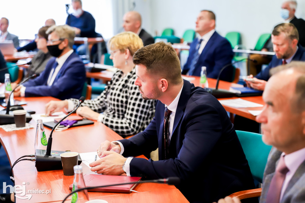 Sesja Rady Miejskiej z udziałem szefa mieleckiego Sanepidu