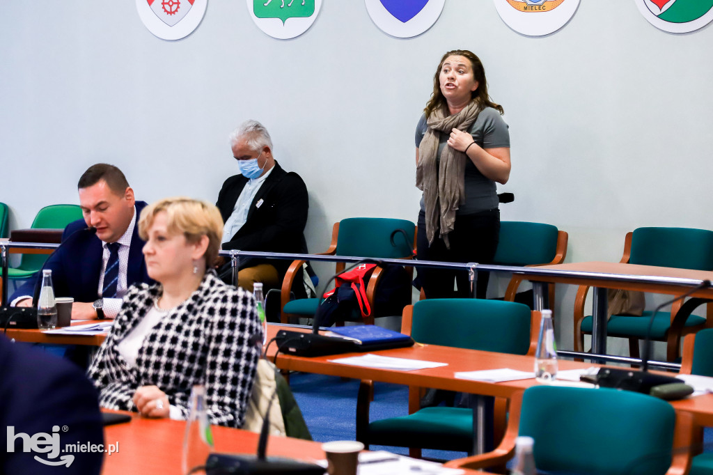 Sesja Rady Miejskiej z udziałem szefa mieleckiego Sanepidu