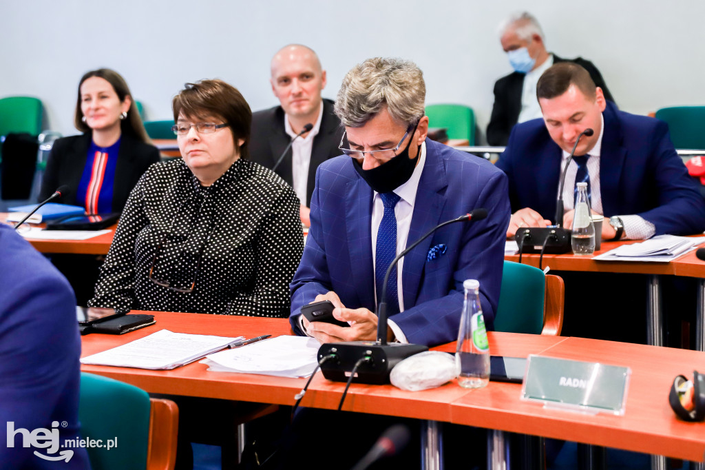 Sesja Rady Miejskiej z udziałem szefa mieleckiego Sanepidu