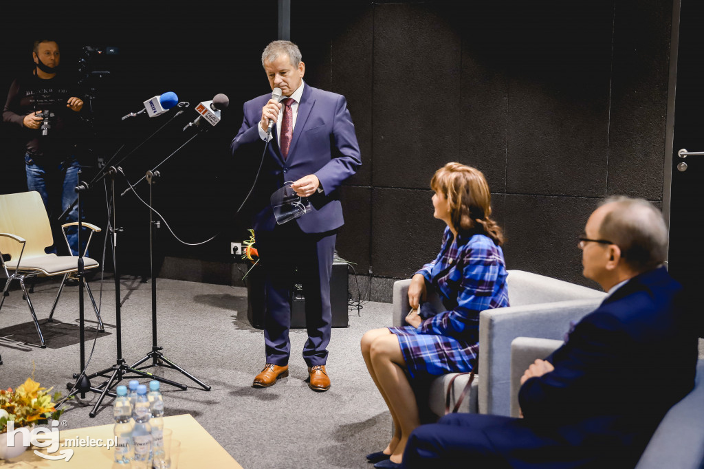 Kameralna wizyta marszałkini Senatu