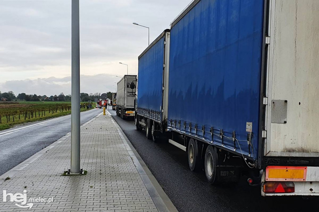 Wypadek na obwodnicy w Kliszowie