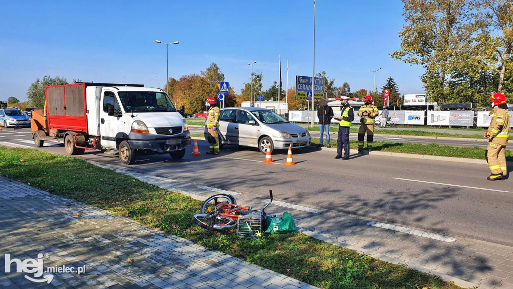 Potrącenie rowerzystki na al. Kwiatkowskiego