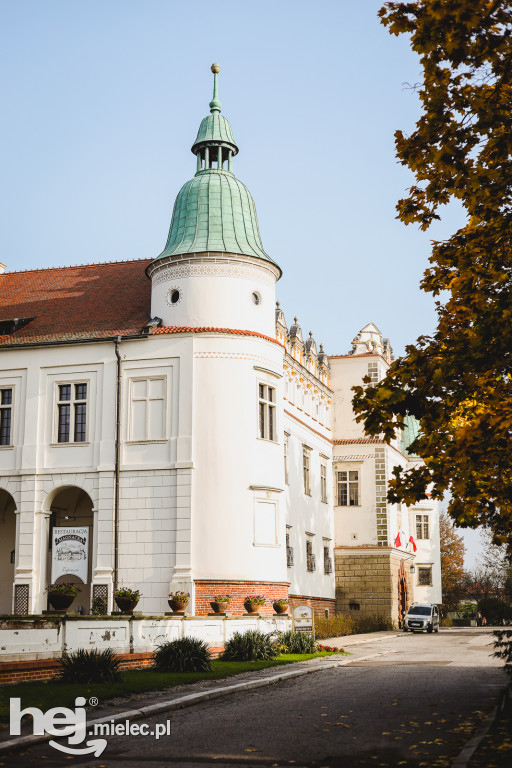 Złota polska jesień na Zamku w Baranowie Sandomierskim