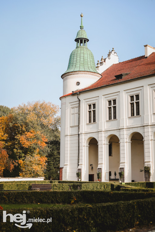 Złota polska jesień na Zamku w Baranowie Sandomierskim