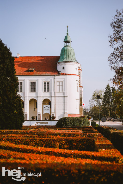 Złota polska jesień na Zamku w Baranowie Sandomierskim