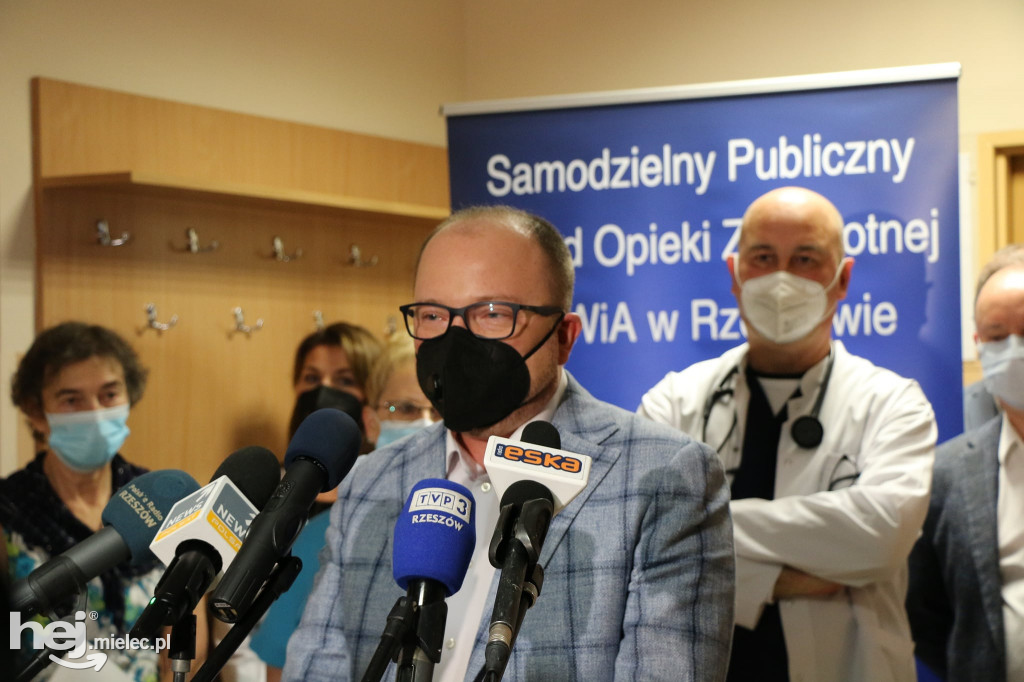 Na Podkarpaciu ruszyły szczepienia przeciwko COVID-19