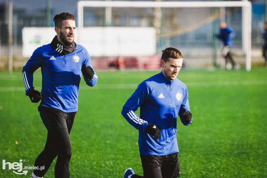 FKS Stal Mielec wznowiła treningi
