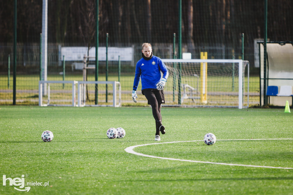 FKS Stal Mielec wznowiła treningi