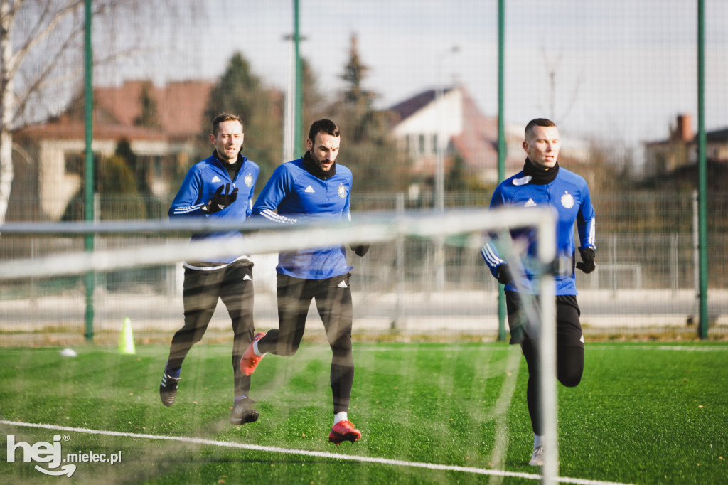 FKS Stal Mielec wznowiła treningi