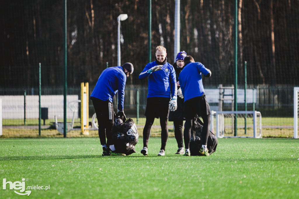 FKS Stal Mielec wznowiła treningi