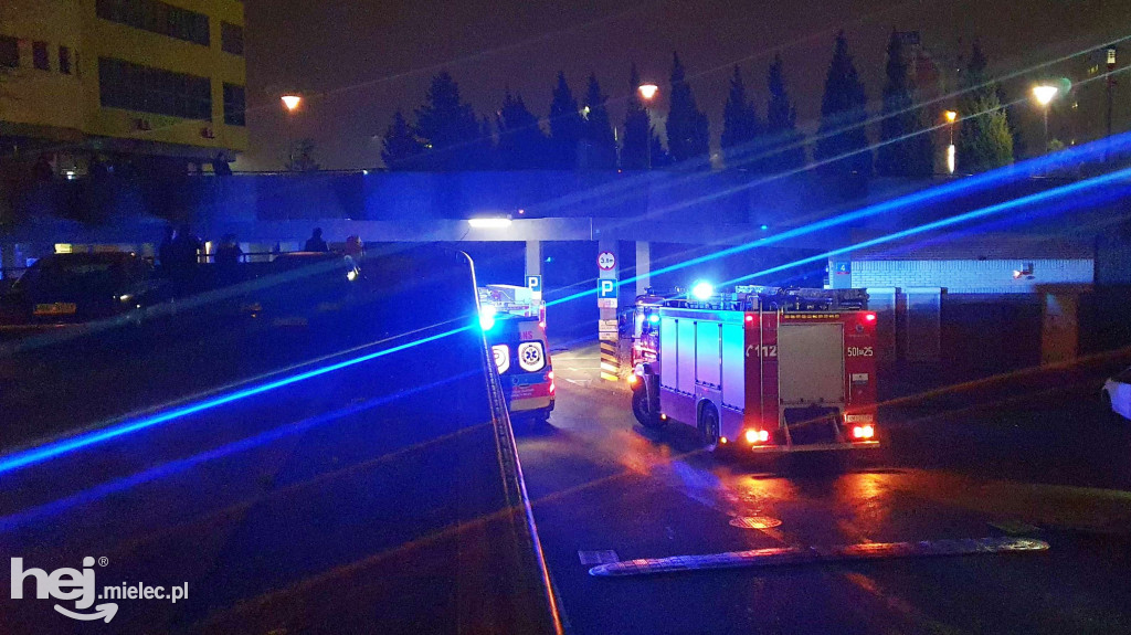 Mężczyzna skoczył z Pasażu