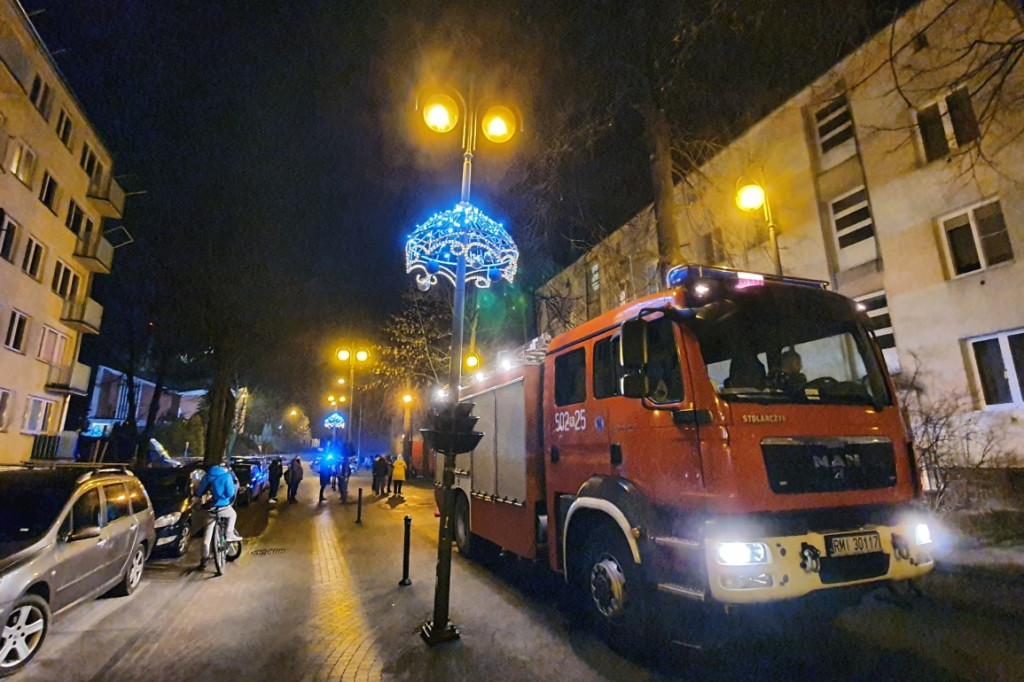 Interwencja straży pożarnej w bloku przy ul. Fredry
