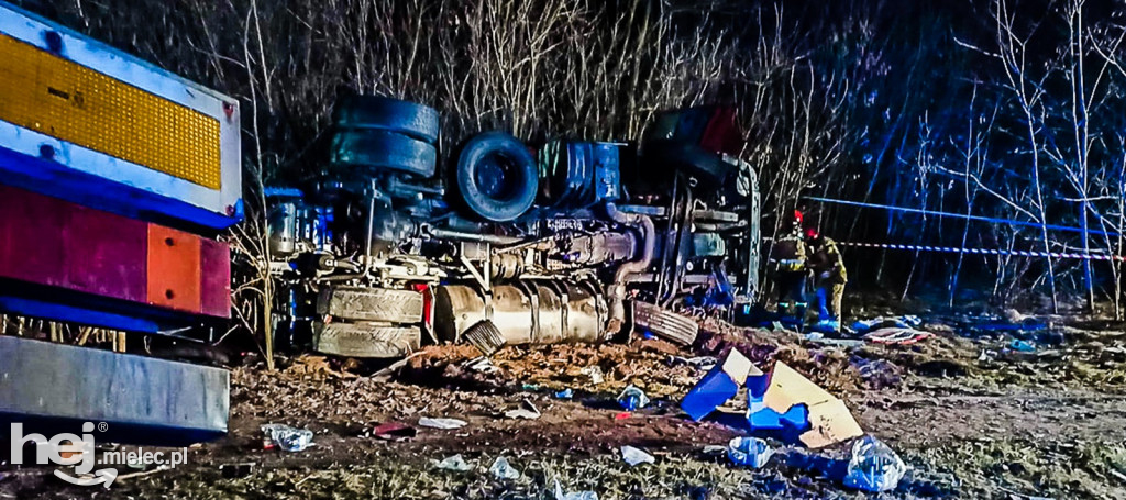 Tragedia na Mazowszu. Zginął młody kierowca z powiatu mieleckiego