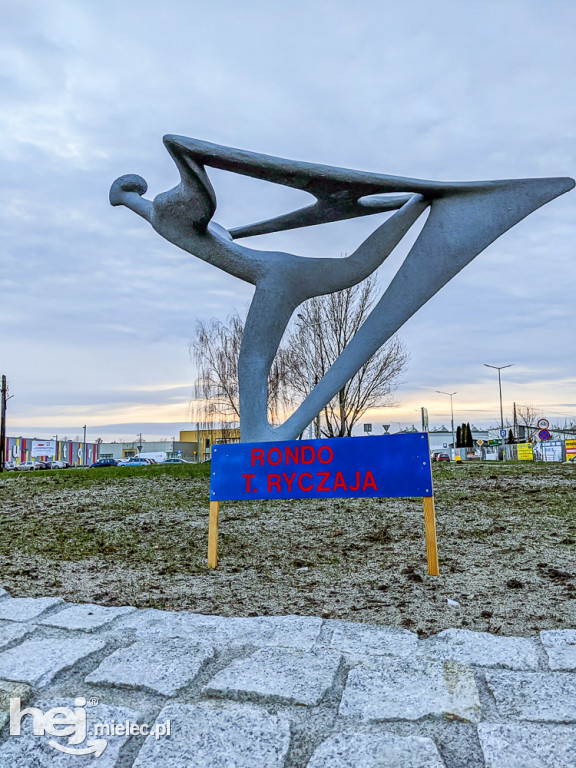 Postawili tabliczki na 