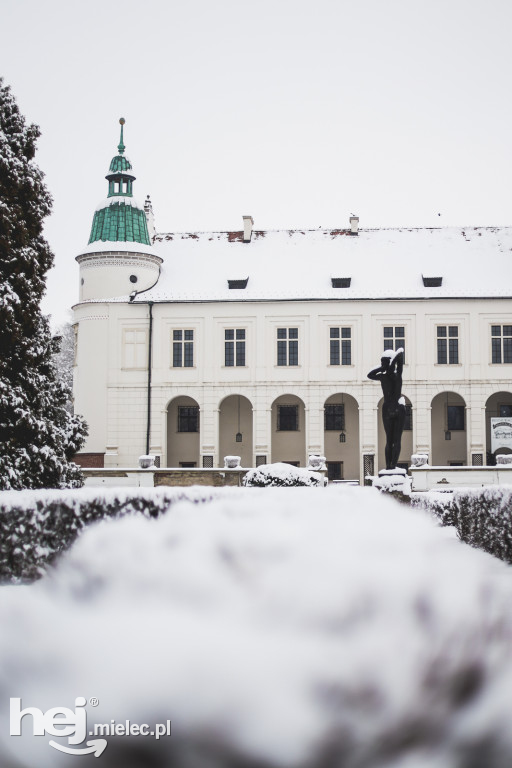 Zamek w Baranowie Sandomierskim zimą