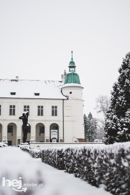 Zamek w Baranowie Sandomierskim zimą