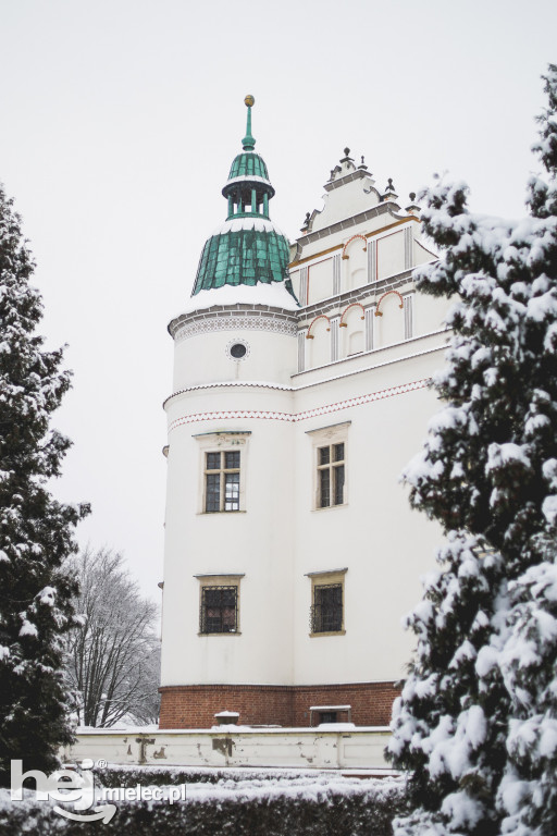 Zamek w Baranowie Sandomierskim zimą