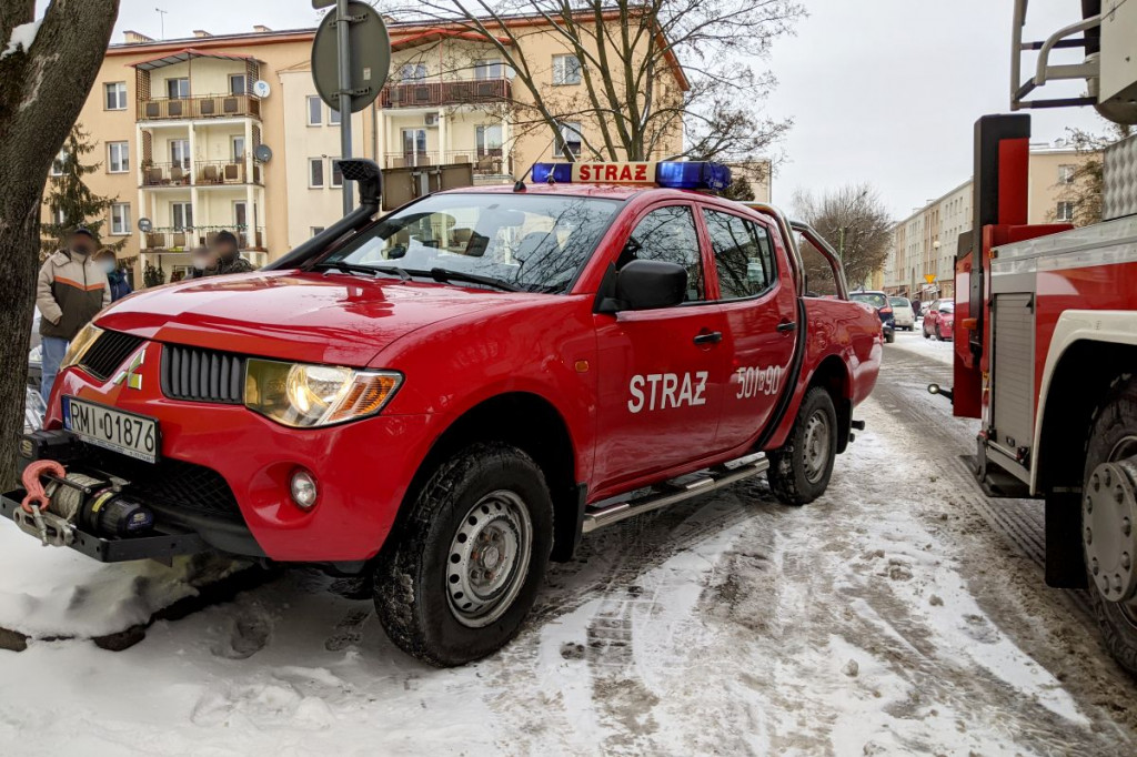 Interwencja straży w mieszkaniu przy Kędziora