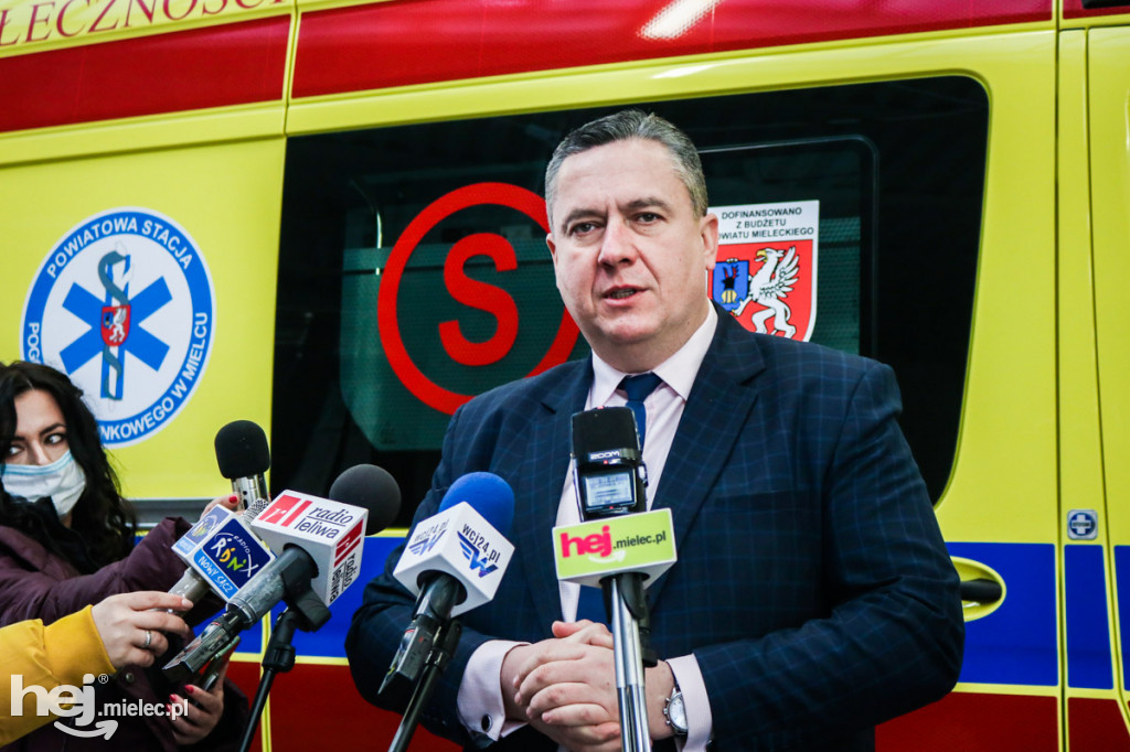 Nowa karetka w mieleckim pogotowiu