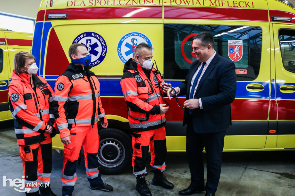 Nowa karetka w mieleckim pogotowiu