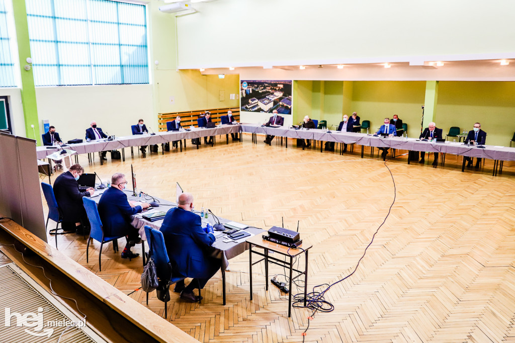 Budżetowa sesja Rady Powiatu Mieleckiego w ZST