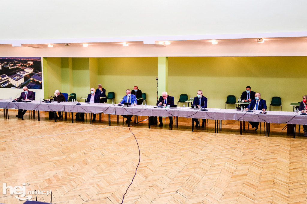 Budżetowa sesja Rady Powiatu Mieleckiego w ZST