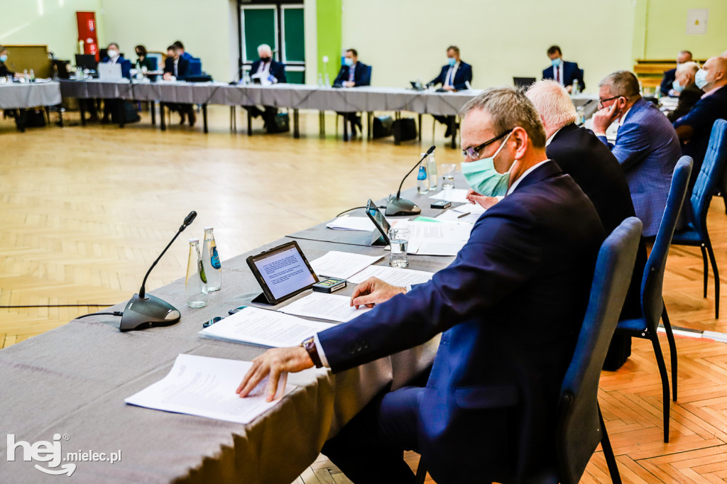 Budżetowa sesja Rady Powiatu Mieleckiego w ZST