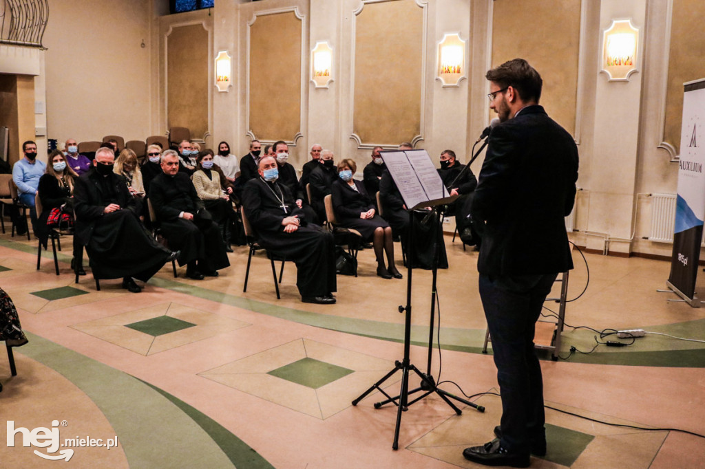 Biskup otworzył w Mielcu poradnię Fundacji Auxilium