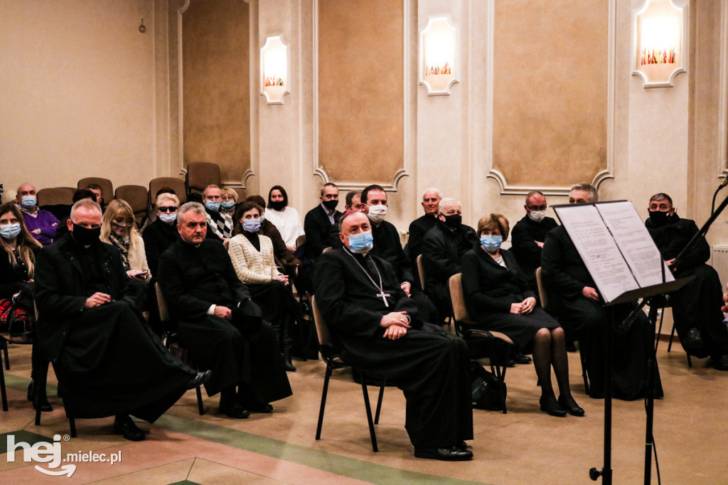 Biskup otworzył w Mielcu poradnię Fundacji Auxilium