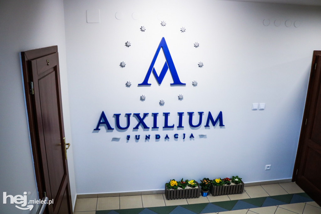 Biskup otworzył w Mielcu poradnię Fundacji Auxilium