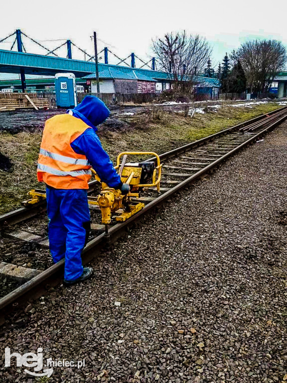 Pociągiem ze stacji Mielec: kolejny etap prac [FOTO]