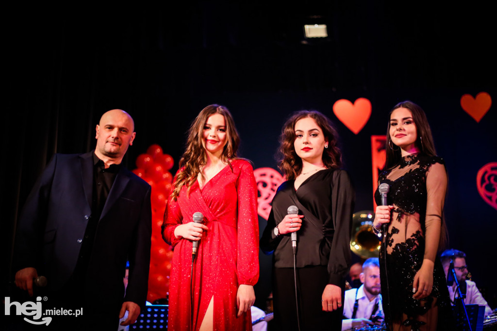 Walentynkowy koncert Mieleckiej Orkiestry Dętej