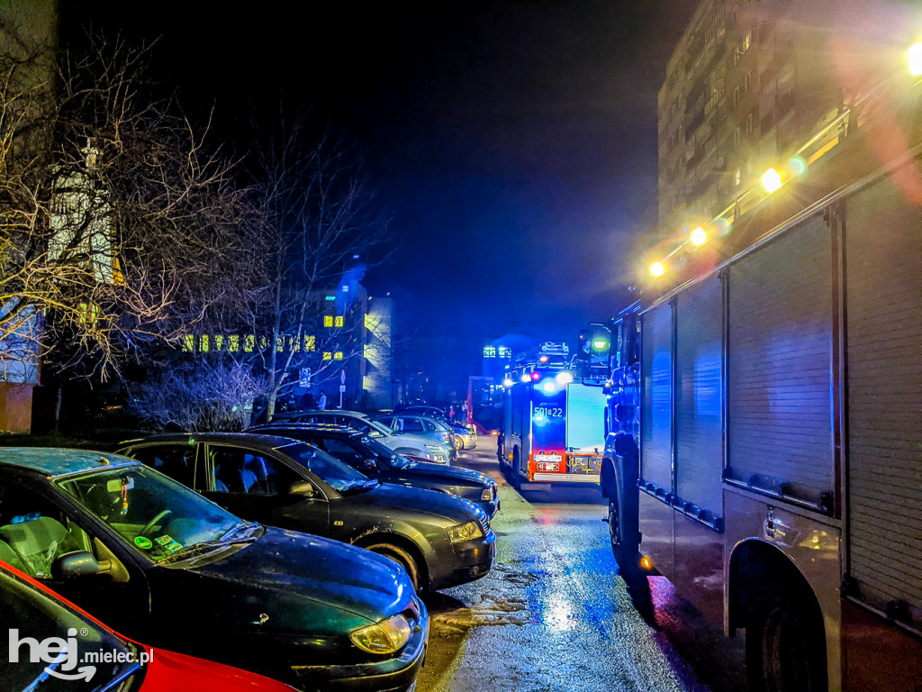 Dramat na osiedlu Lotników. Śmierć po upadku z wieżowca