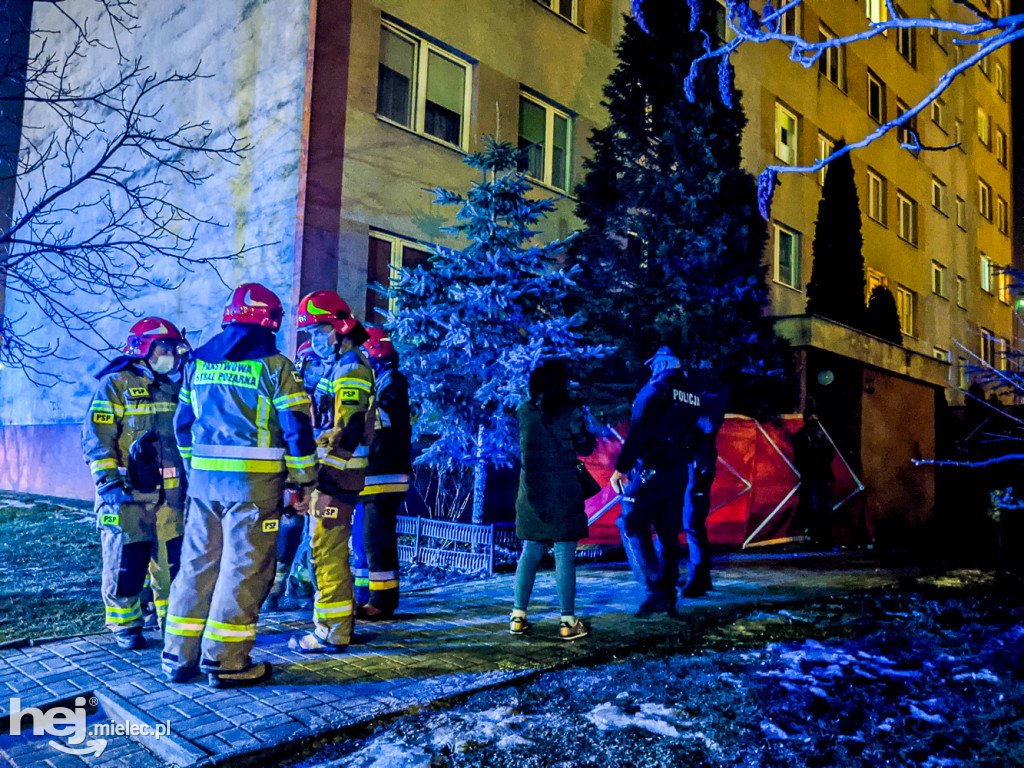 Dramat na osiedlu Lotników. Śmierć po upadku z wieżowca