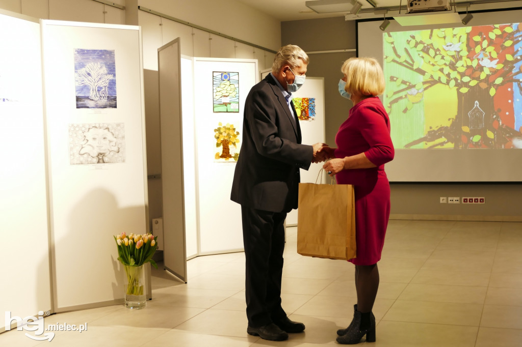 Rozstrzygnięcie konkursu o lipie św. Jana