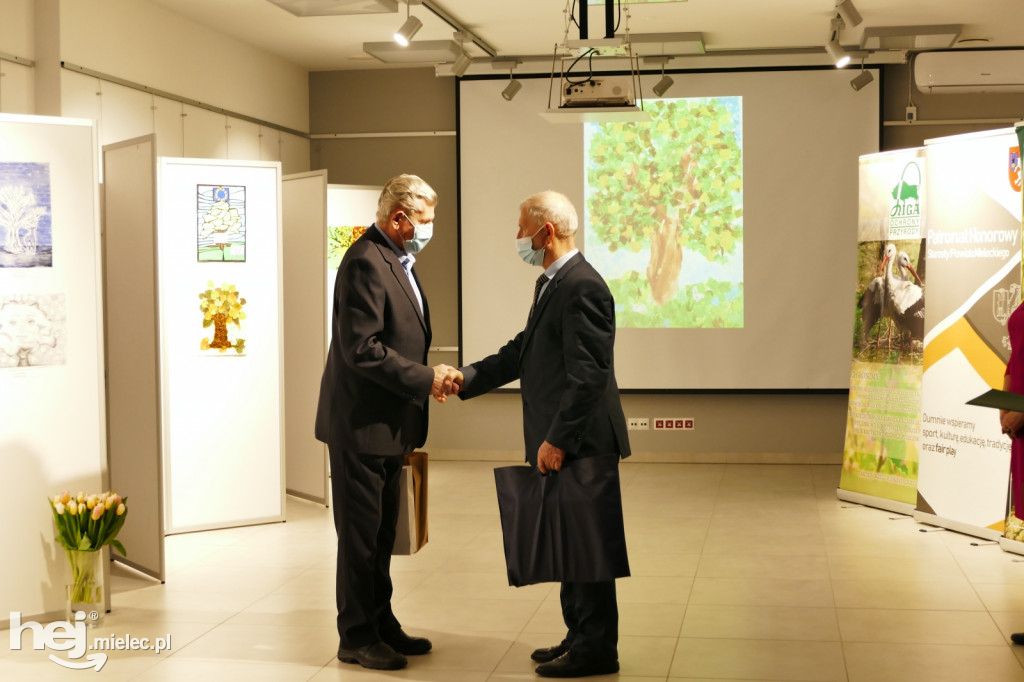 Rozstrzygnięcie konkursu o lipie św. Jana