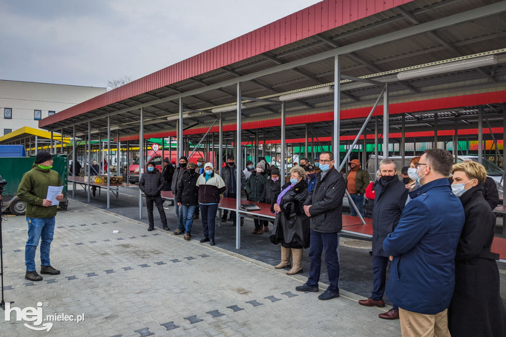 Spotkanie z kupcami ws. nowych pawilonów