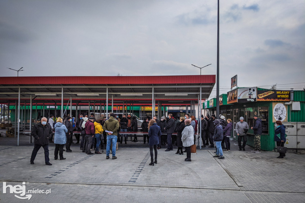 Spotkanie z kupcami ws. nowych pawilonów