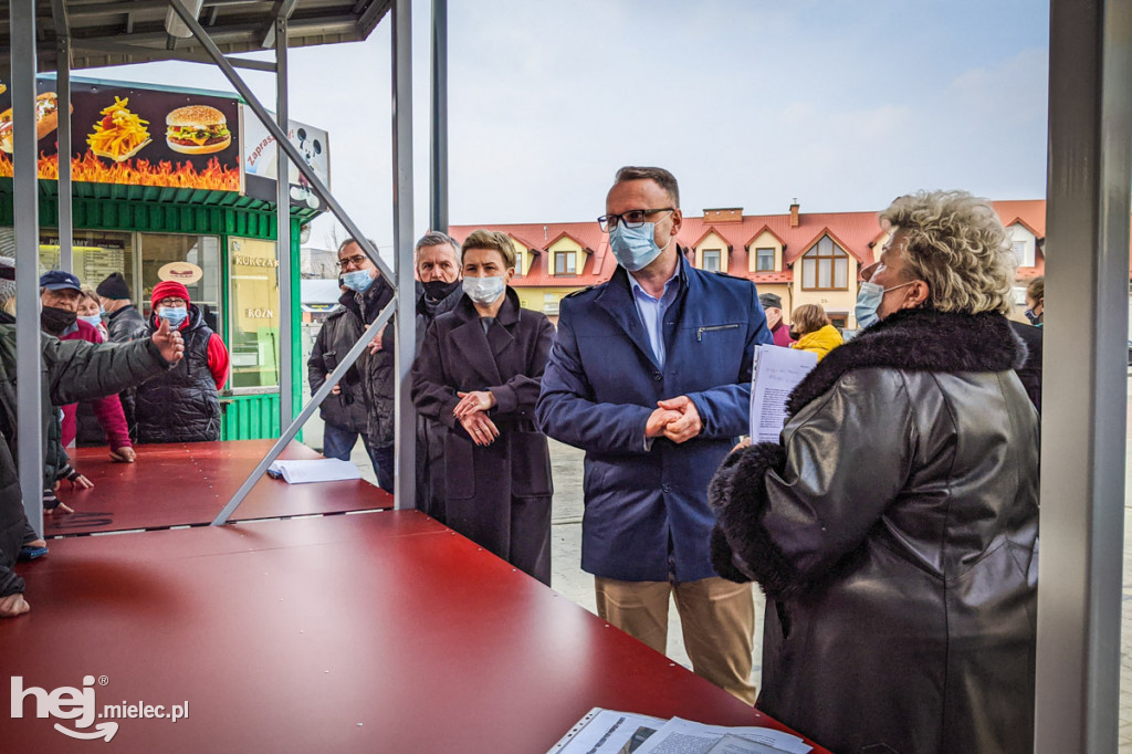 Spotkanie z kupcami ws. nowych pawilonów