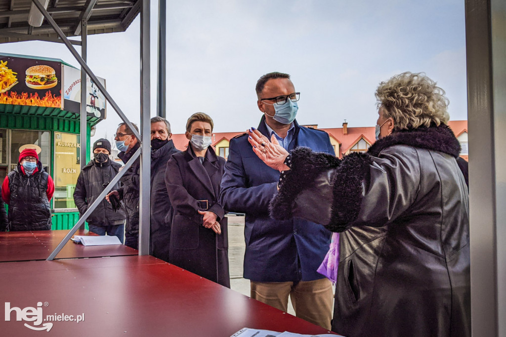 Spotkanie z kupcami ws. nowych pawilonów